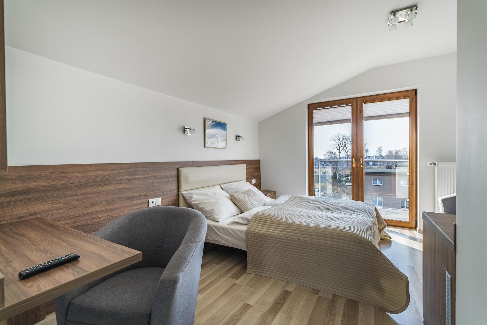 Apartamenty I Pokoje Goscinne Relax Ястарня Екстериор снимка
