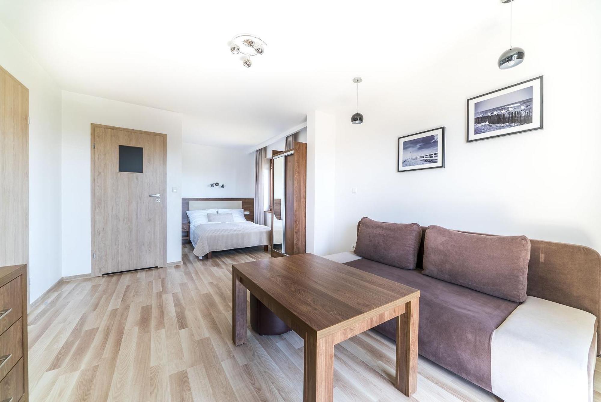Apartamenty I Pokoje Goscinne Relax Ястарня Стая снимка