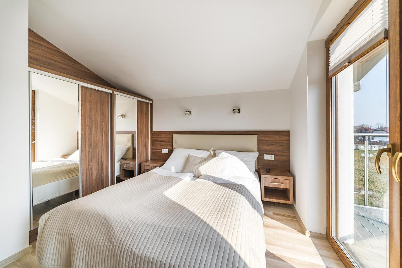 Apartamenty I Pokoje Goscinne Relax Ястарня Екстериор снимка